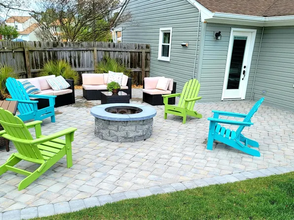 3817 Daiquiri Ln, Virginia Beach, VA 23456