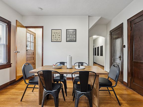 4th image of 3865 Byram Ave