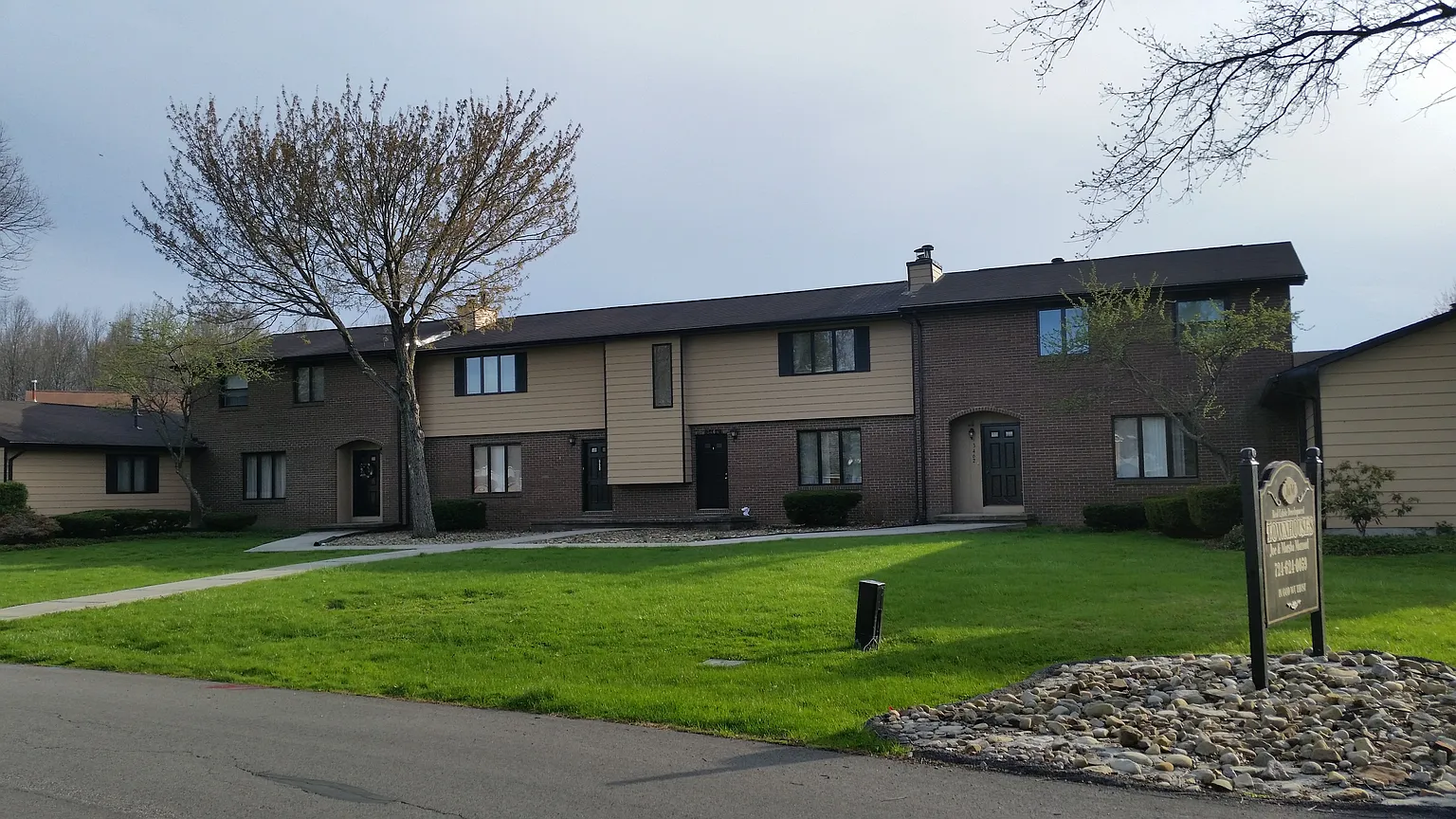 3470 Lisa Ct photo 1