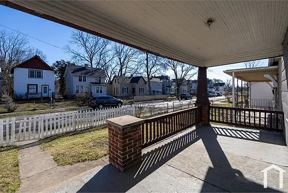 2 bed, $1,536 — Photo 3