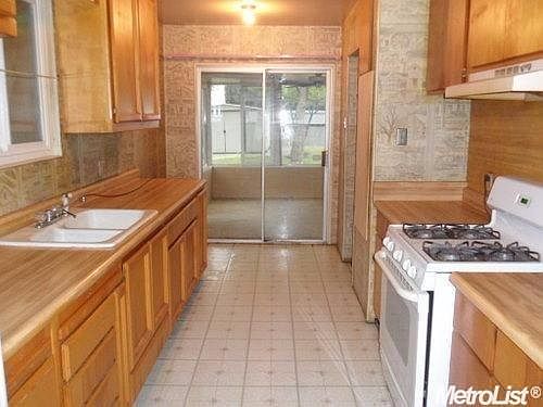 4th image of 6209 Elinora Way