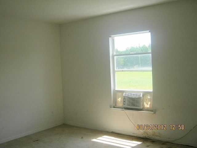 1st image of 614 Haines Trl