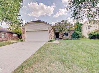 3373 Eden Village Dr, Carmel, IN 46033