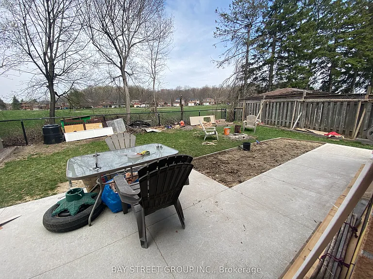 8 Kerwood Pl — Photo 15