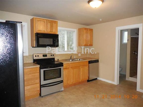 3rd image of 2337 S Sheridan Ave