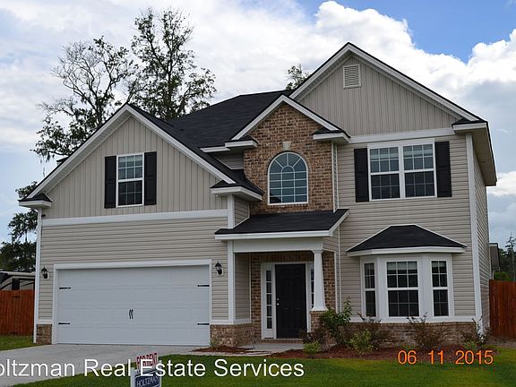 2nd image of 228 NE Cumberland Dr