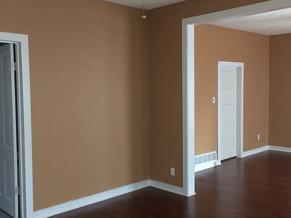 4th image of 513 S 11th St