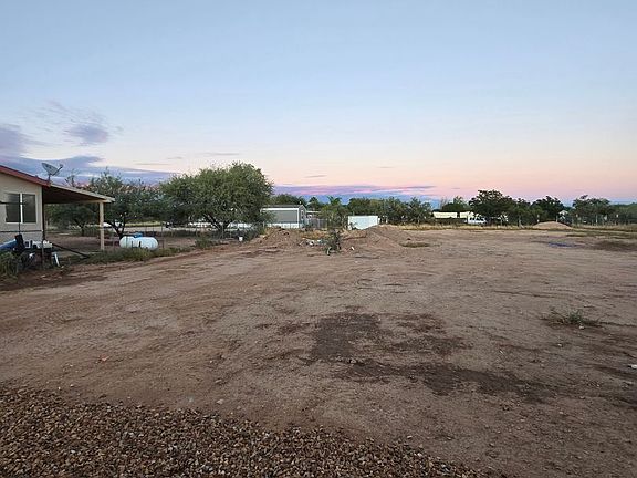 4th image of 5810 E Hermans Rd