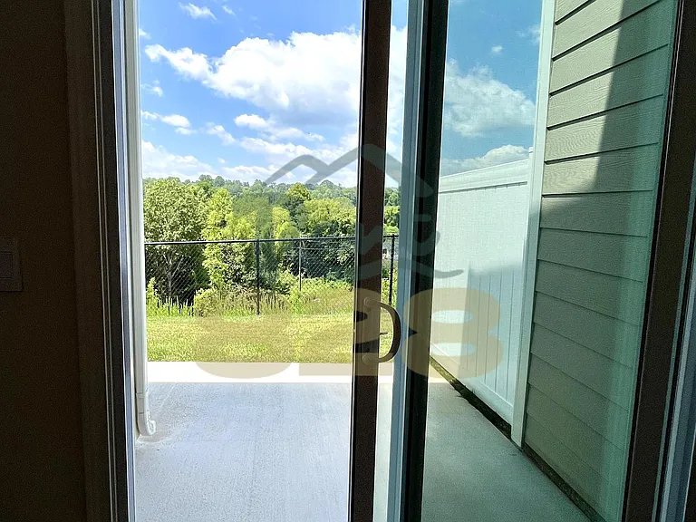 146 Creekview Rd #1 — Photo 26