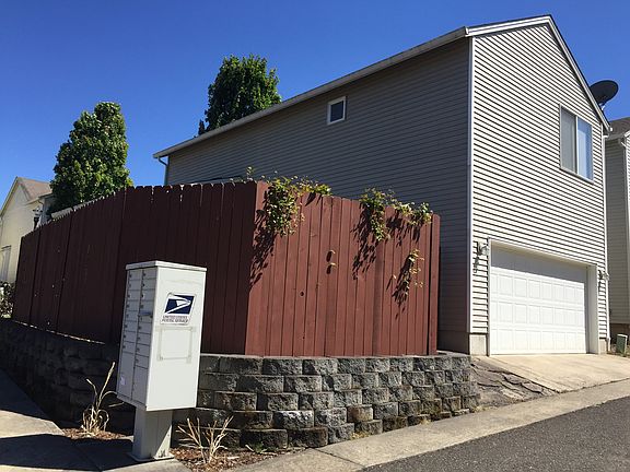 2nd image of 4130 SE 187th Pl