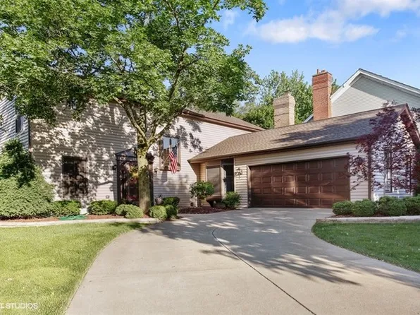 849 Evergreen Ave, Glen Ellyn, IL 60137