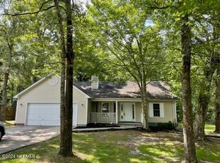 117 Live Oak Dr, Jacksonville, NC 28540