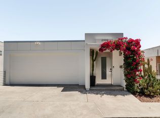 2406 N Silver Ridge Ave, Los Angeles, CA 90039