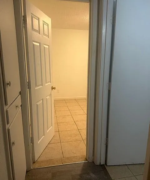 Entrance Bedroom 2