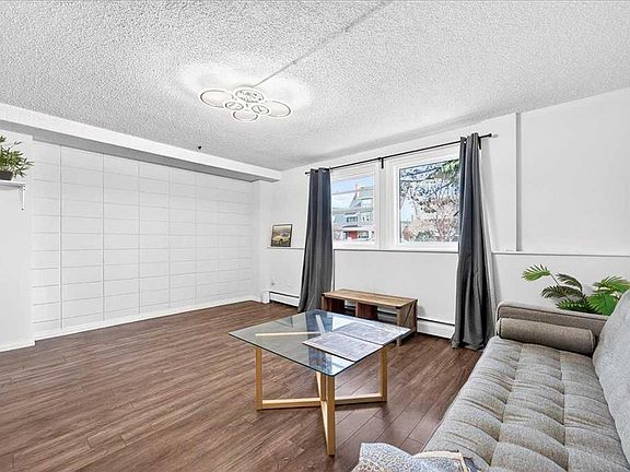 3rd image of 2111 14th St E #101