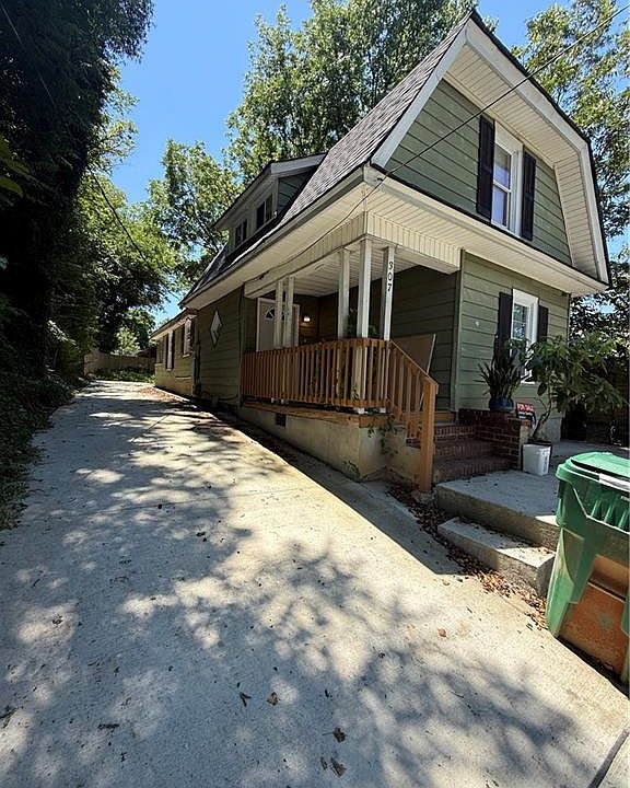 2nd image of 307 Vail Ave
