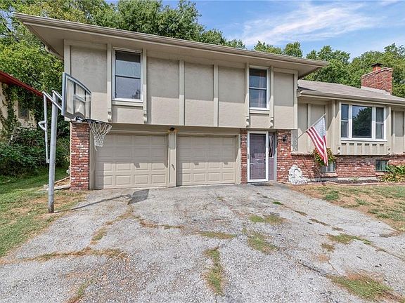 2nd image of 5026 NW Woody Creek Ln