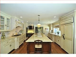 5th image of 167 Watkins Ave