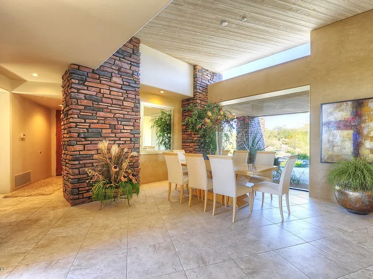 10277 E Nolina Trl — Photo 7