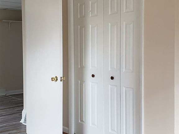 Bedroom 1(2)