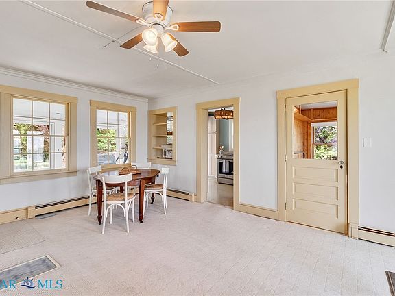 5th image of 207 Cabell Ln