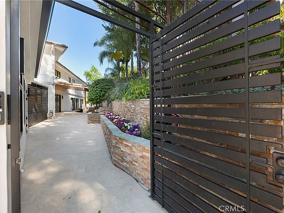 2nd image of 4032 Rogen Dr