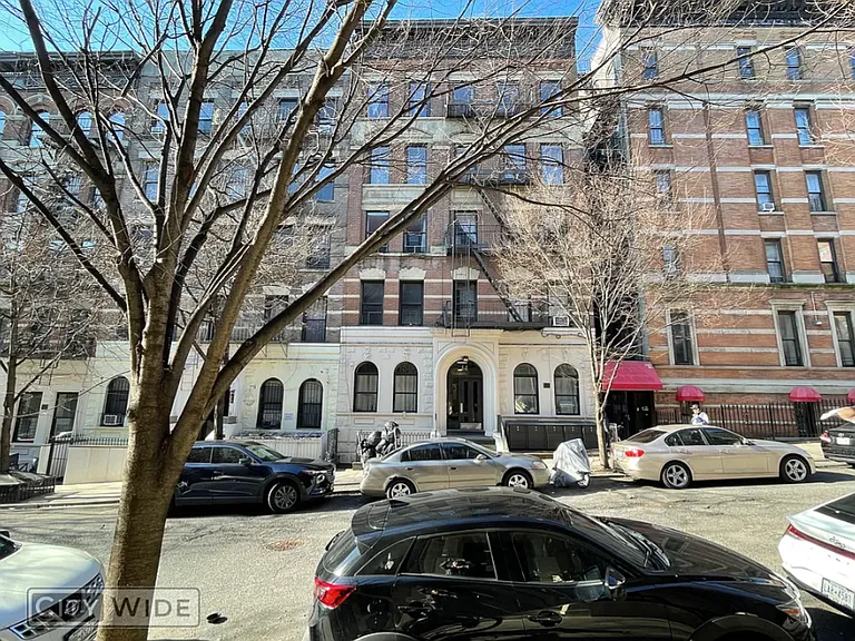4 W 103rd St #5E — Photo 7
