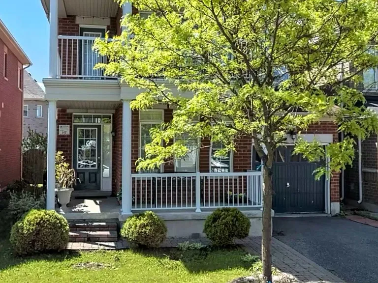 13 Hislop Dr — Photo 1