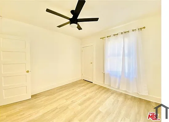 1478 W Vernon Ave — Photo 7
