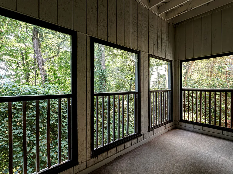 Hillmeade Apartment Homes — Photo 9