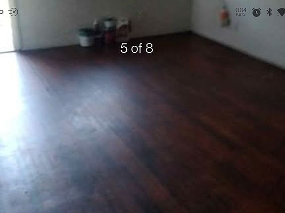2nd image of 2701 Oakmont St