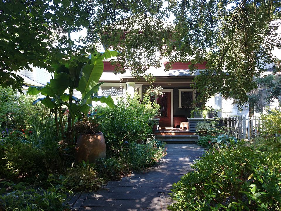 2nd image of 2423 8th Ave W