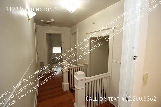 1122 Washington St — Photo 10