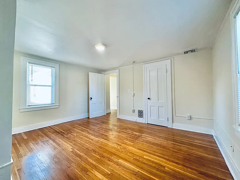 179 Bradley St — Photo 11