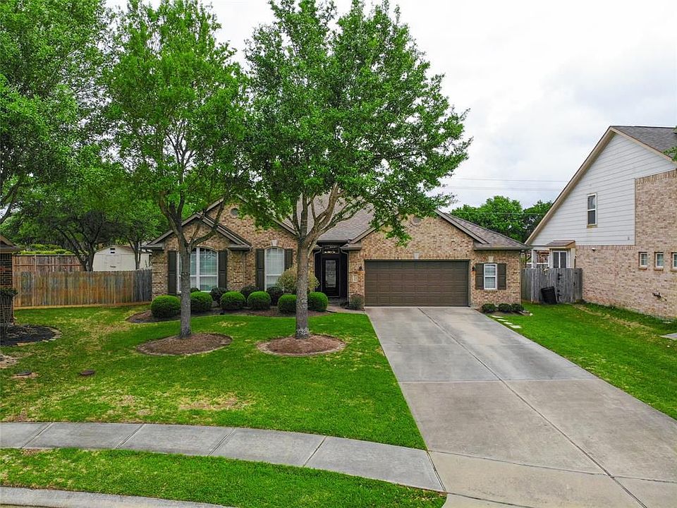 1st image of 6118 Castle Peak Ln