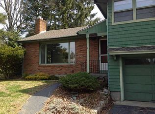 6 Fairfield Dr, Westerly, RI 02891