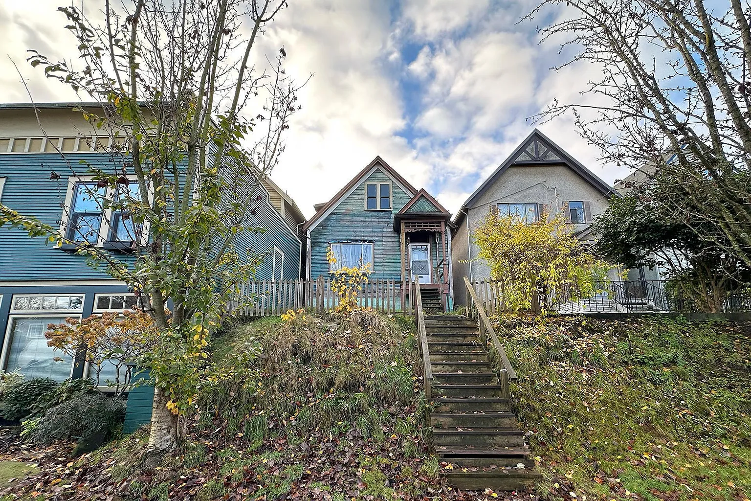 650 Union St photo 1