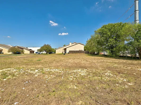 1248 Conway Dr, San Marcos, TX 78666