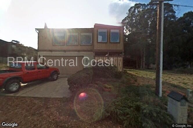 1st image of 371 S Court St