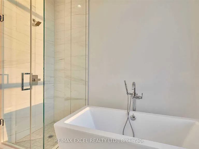 7 Grenville St #6403 — Photo 21