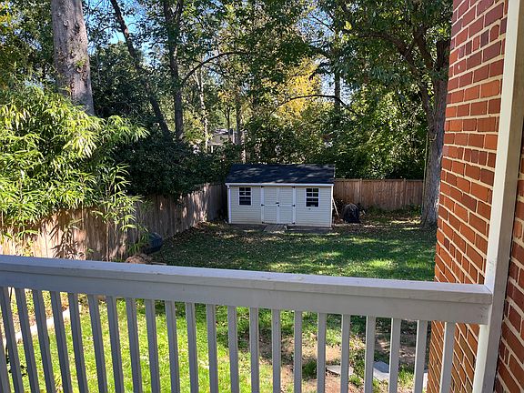 3rd image of 2931 Marshall St