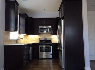 1535 Redwood Ave, Redwood City, CA 94061