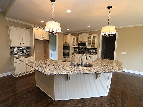 3rd image of 143 N Skymont Dr