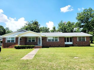 300 Carol St, Hartford, AL 36344