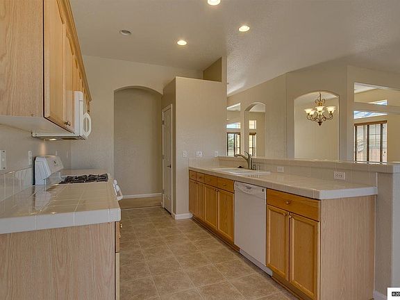 4th image of 7383 Europa Dr