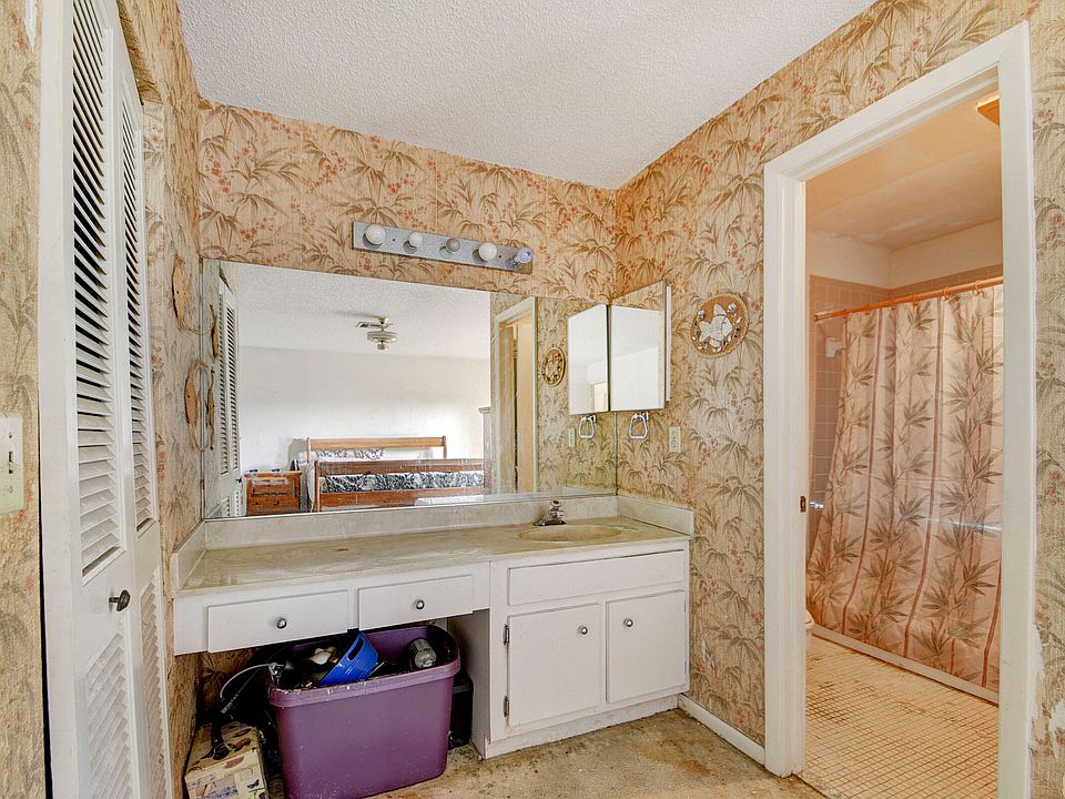 1st image of 8164 Winnipesaukee Way