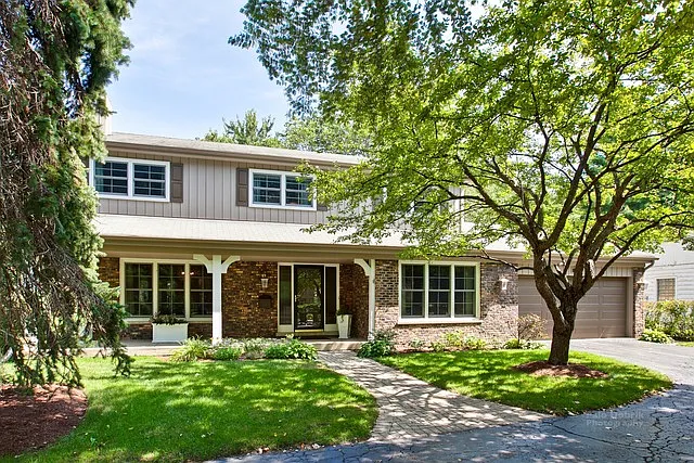 235 Green Bay Rd photo 1
