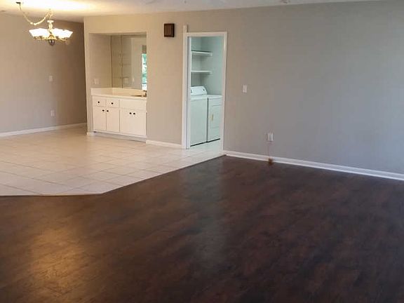 4th image of 7896 SE Trenton Ave