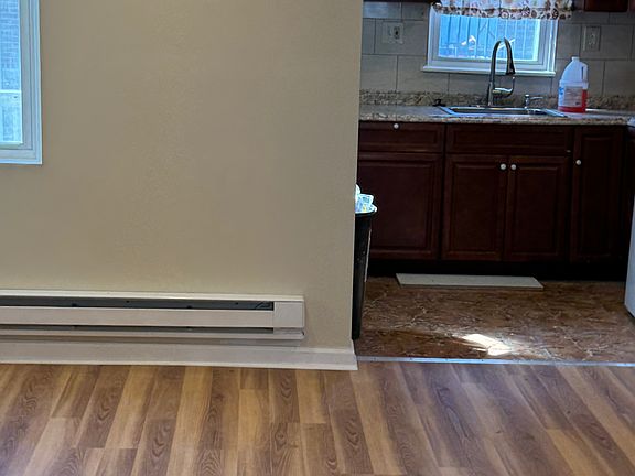 5th image of 7122 Seaford Rd #2