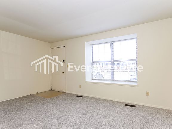 4th image of 7564 Mount Whitney St